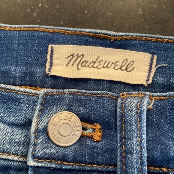 Madewell Roadtripper Jeans: Knee-Rip Edition SZ 26 - Picture 3 of 10